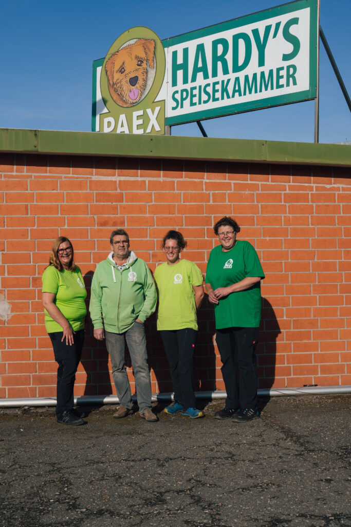 Mitarbeiter Gruppenbild, Hardy's Speisekammer